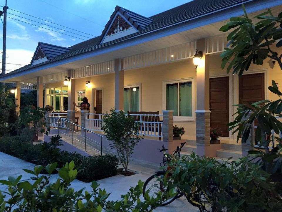 Suksopha Resort Prachuap Khiri Khan Ngoại thất bức ảnh